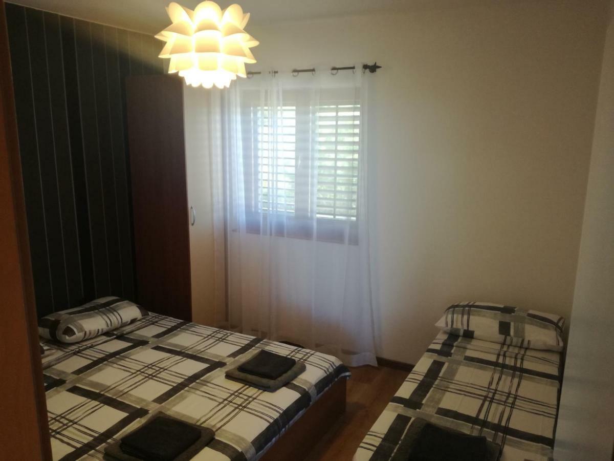Apartment Rojnic Galižana Zewnętrze zdjęcie